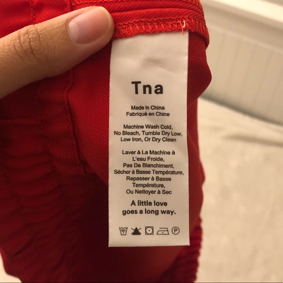 TNA Aritzia Shorts - Picture 4 of 5